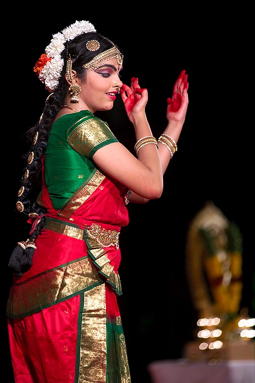 Malavika Jaikanth (Mamallapuram Dance Festival 2012 - Bharatanatyam)